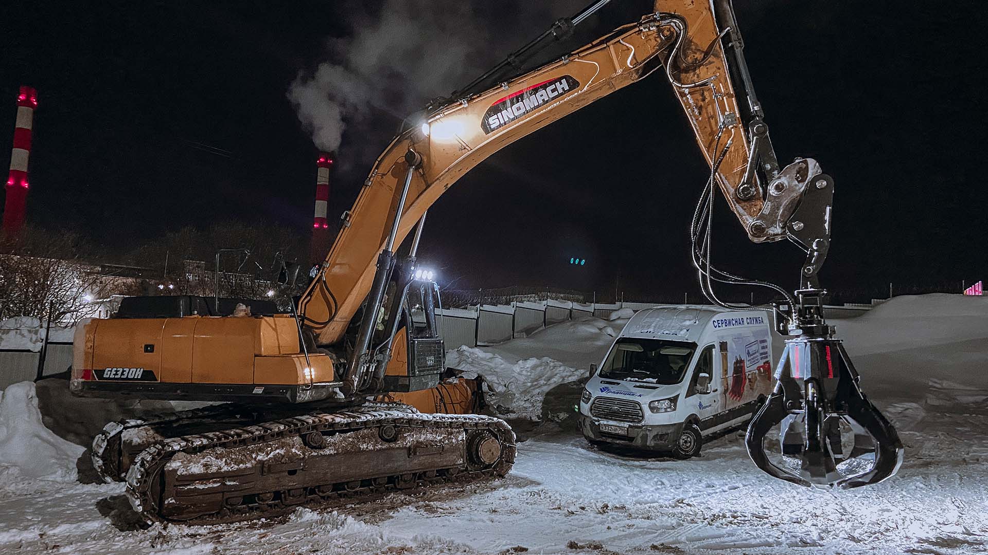 Лепестковый грейфер за работой