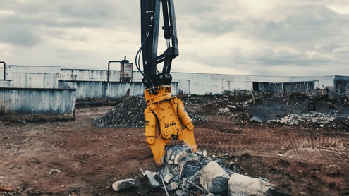 Демонтаж в Казани. Гидроножницы Delta CR15R