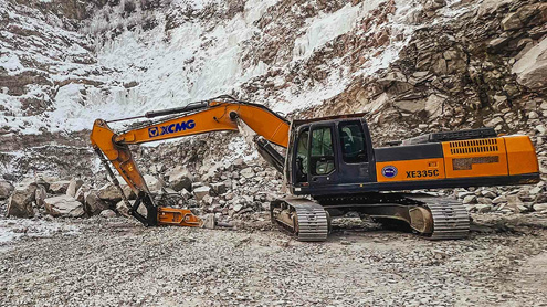 Гидромолот Delta FX-35S: карьера в карьере