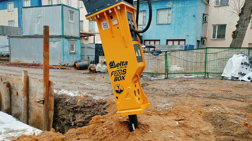 Ремонт дорог в Москве с гидравлическим молотом Delta!
