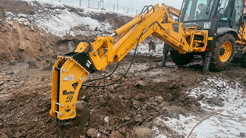 Суровый гидромолот Delta F-6 Open для работы в суровых условиях ХМАО